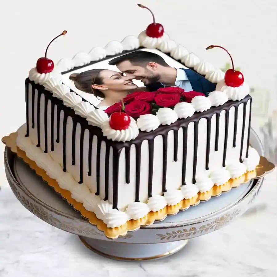 Tempting Black Forest Photo Cake in Square Shape