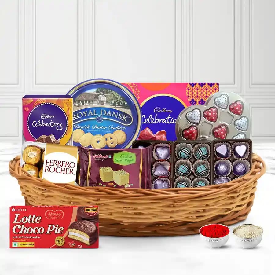 Exquisite Goodies Gift Hamper
