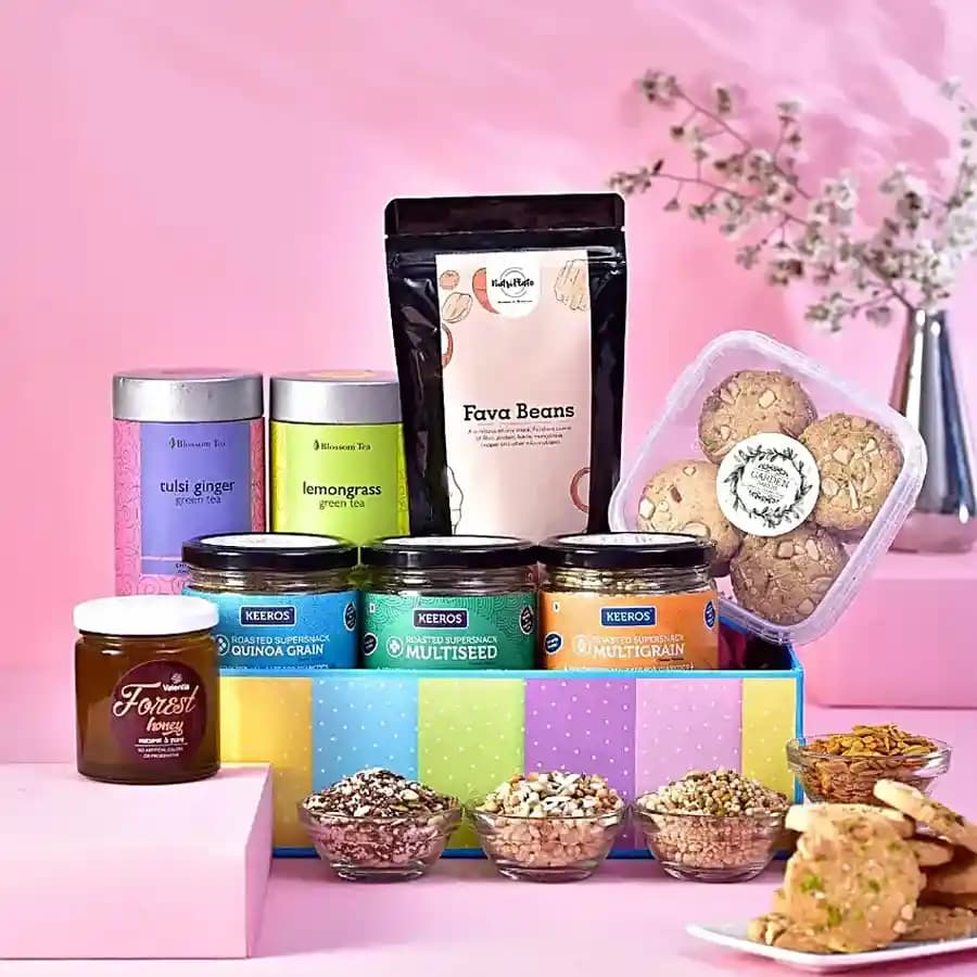 Zen Green Tea & Nutty Bliss Basket