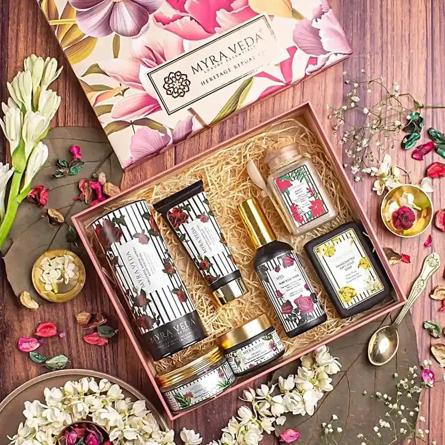 Indulge in Luxury: Myra Veda Spa Gift Set