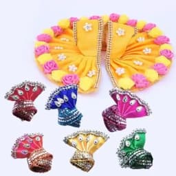 Laddu Gopal Festive Ensemble with Floral Accents 1