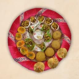 Award-Winning Assorted Sweet Platter Gift 1