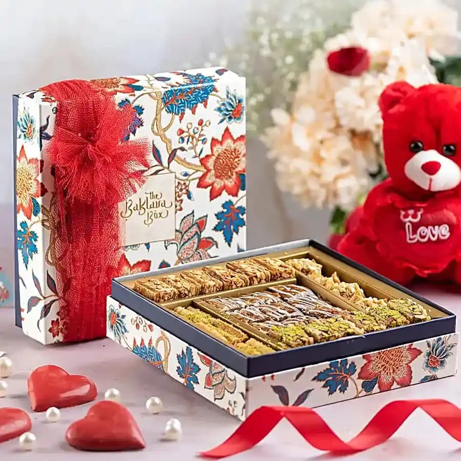 Heartfelt Baklava Bliss Package