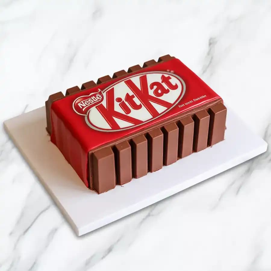 Enjoyable Kitkat Shape Chocolate Cake