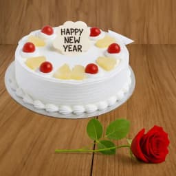 Yummy Vanilla Cake and Red Rose 1