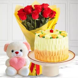 Pineapple Cake with Roses Bouquet Teddy 1