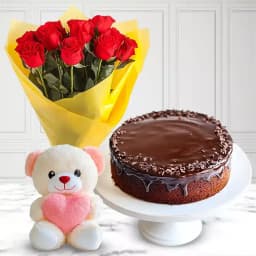 Eggless Chocolate Cake with Red Roses Teddy 1