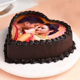 Amazing Heart Shaped Chocolate Photo Cake 1