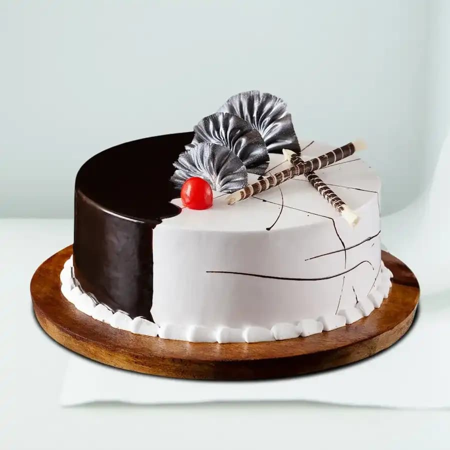 Heavenly Duo: Chocolate & Vanilla Cake