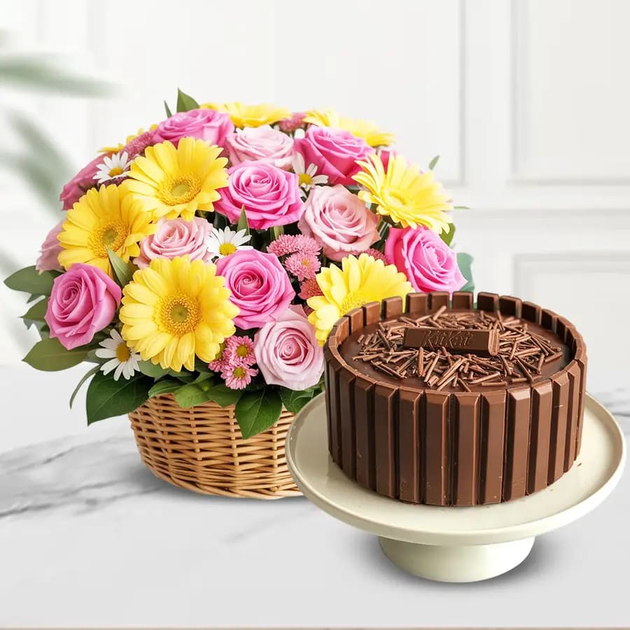 Blissful KitKat Cake for X_Mas with Flower Basket