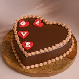 Breathtaking Heart Shape Chocolate Flavor Cake 1