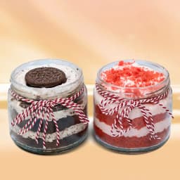 Romantic Oreo & Strawberry Dessert Duo 1