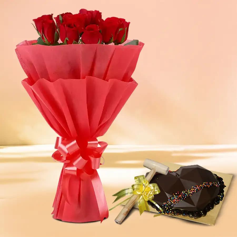 Delicious My Heart Piñata Cake with Red Roses Bouquet