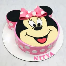 Mouth Watering Minnie Designed Cake for Kids 1