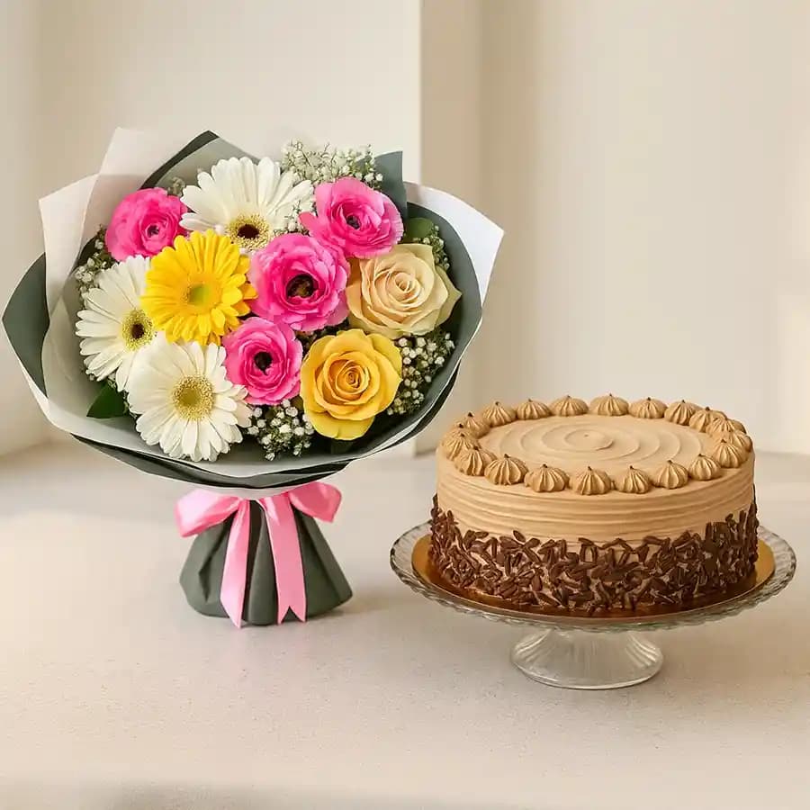 Delightful Combo of Mixed Flowers Bouquet N Coffee Cake