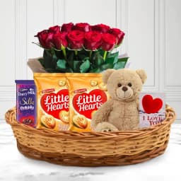 Gift Hamper of Love Gifts N Red Roses 1