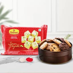 Assorted Cookies N Haldirams Soan Papdi 1