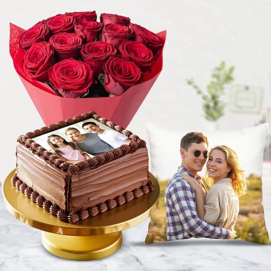 Remarkable Chocolate Flavor Photo Cake with Cushion N Red Roses