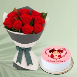 Sensational Kiss Day Photo Cake with Red Roses Hand Bouquet 1