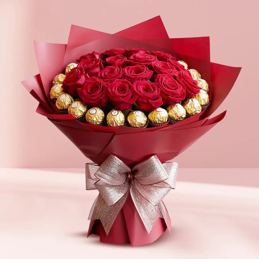 Rosy Rocher Bouquet