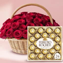 Elegant Rose and Chocolate Gift Set 1