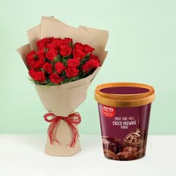 Blushing Red Roses Bouquet with Kwality Walls Choco Brownie Fudge Ice Cream 1