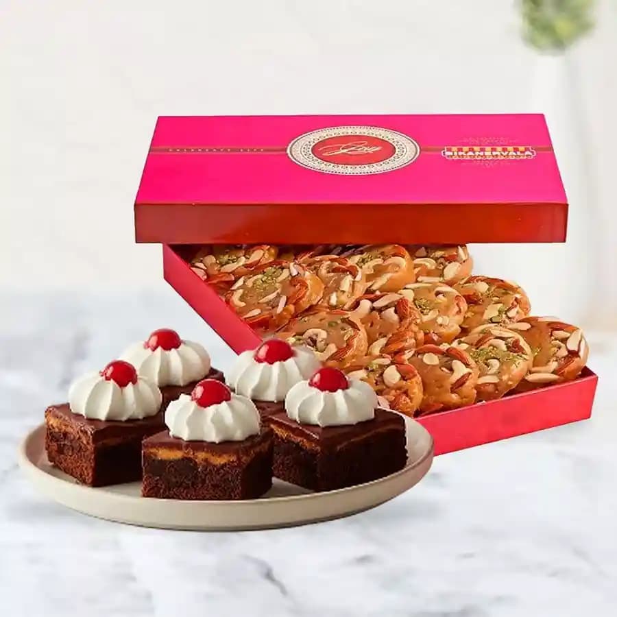 Bikanervala Halwa Sohan with Chocolate Pastry