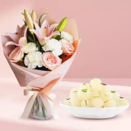 Rashbhari with Flowers Bouquet 1