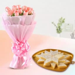 Palmsugar Kaju Kathily from Adyar Ananda Bhawan with Pink Rose Bouquet 1