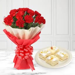 Gourmet Malai Sandwich with Elegant Red Carnation Bouquet 1