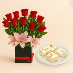 Indulgent Malai Sandwich Delight with Elegantly Designed Flowers 1