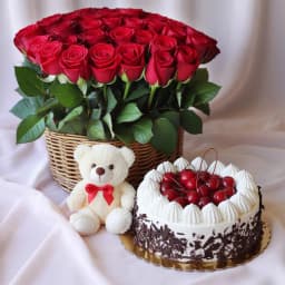 Red Roses with Black Forest Cake N Teddy 1
