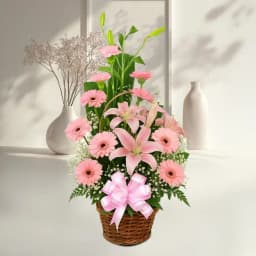 Soft Bloom Basket Surprise 1