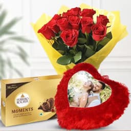 Romantic Gift Set: Personalized Cushion with Floral Touch 1