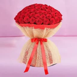 Elegant Red Roses Jute Wrapped Bouquet 1
