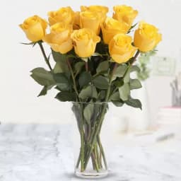 Pretty Arrangement of Yellow Roses in a Vase 1