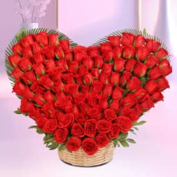 Arresting Heart Shape Arrangement of 100 Red Roses 1