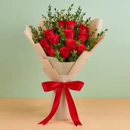 Classy Tissue Wrap Bouquet of Dutch Roses 1