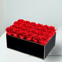 Amazing Red Roses Luxury Box 1