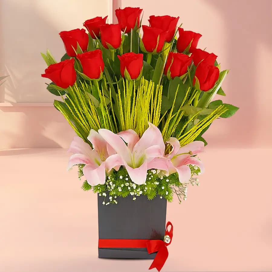 Premium Red Roses n Pink Lilies Gift Box