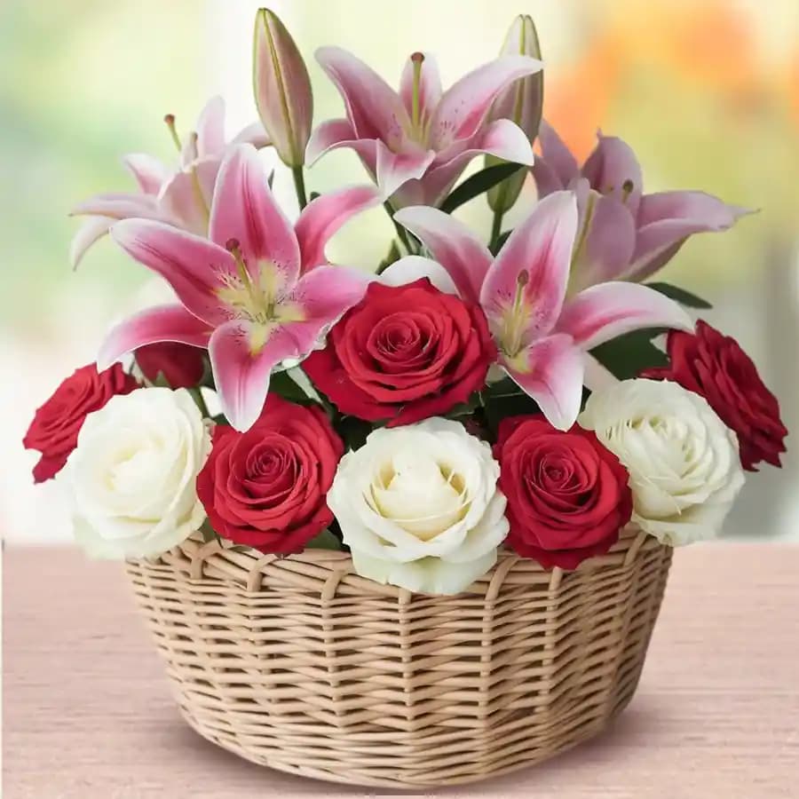 Beautiful Lilies N Roses Arrangement