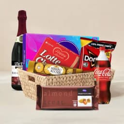 Charming Delights and Bubbly Bliss Hamper 1