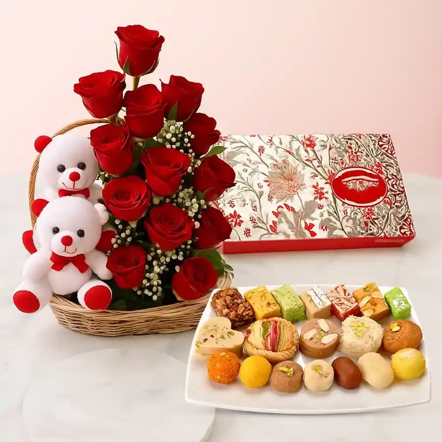 Classic Roses N Sweet Surprise