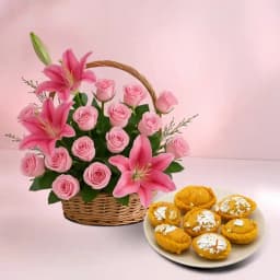 Roses Lilies N Chandrakala Elegance 1