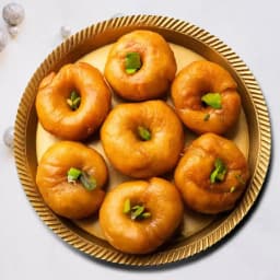 Traditional Badusha Feast Box 1