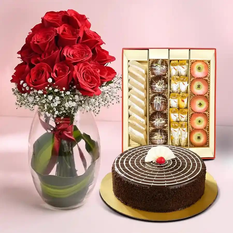 Roses N Sweetness Delight