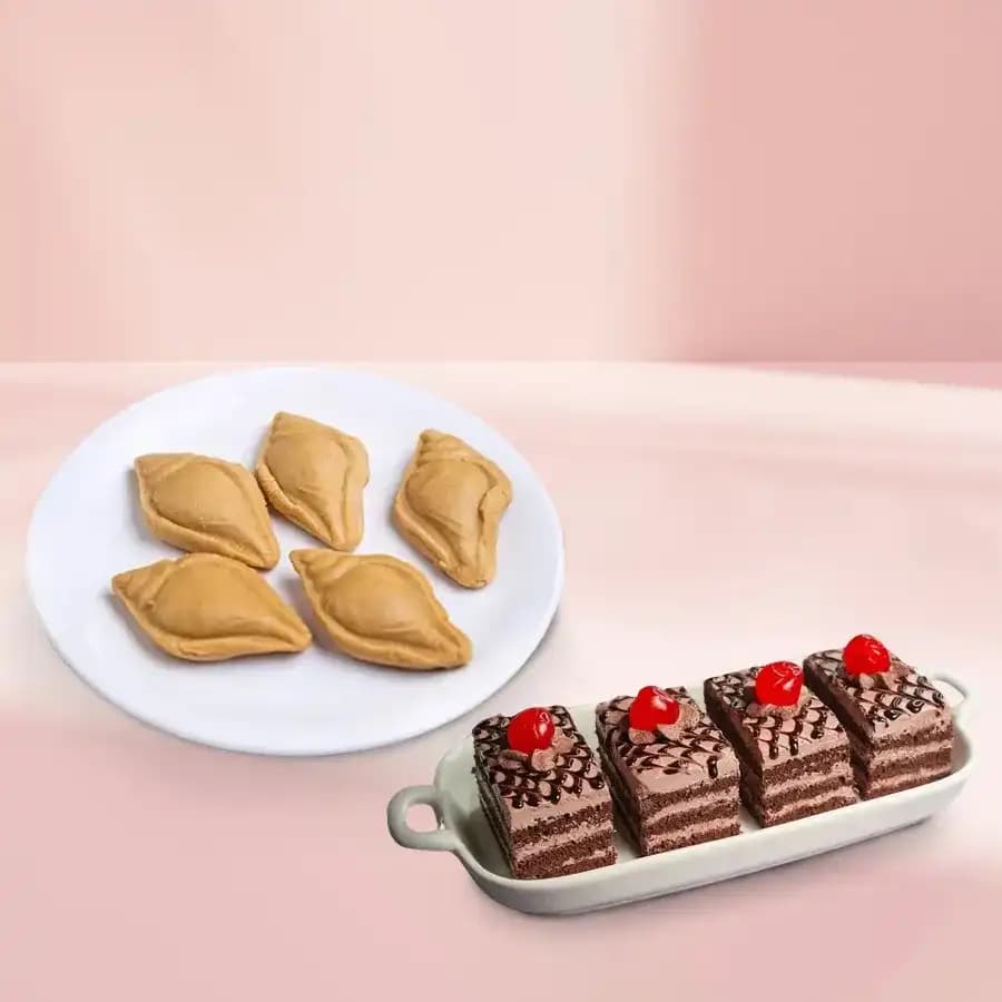 Nolen Gurer Shankh Sandesh Ganguram with Chocolate Pastry