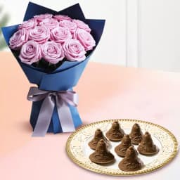 Choc-O-Bell from K.C.Das with Pink Rose Bouquet 1
