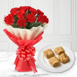 Nolen Gurer Jalbhora from K.C.Das with Red Carnation Bouquet 1