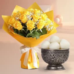 Sunny Roses N Spongy Rosogolla Gift 1